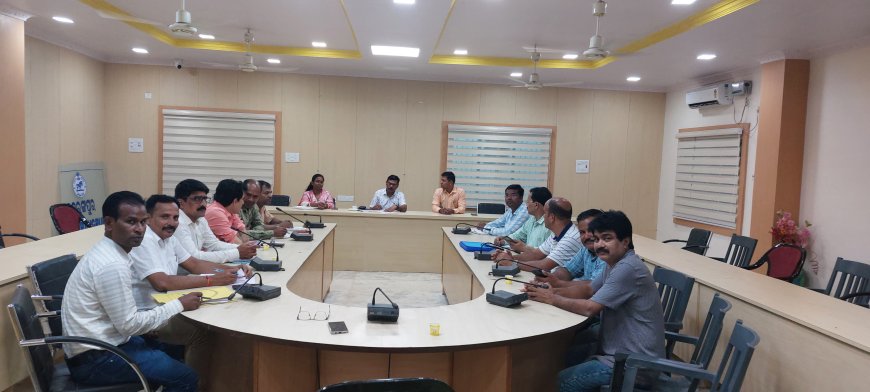 ।। ନବରଙ୍ଗପୁର ଠାରେ ରାଜ୍ୟ ବିପର୍ଯ୍ୟୟ ପରିଚାଳନା ପ୍ରସ୍ତୁତି ଏବଂ ଜାତୀୟ ବିପର୍ଯୟ ହ୍ରାସ ଆଗାମୀ ୨୯ ଅକ୍ଟୋବର ୨୦୨୪ ଦିବସ ପାଳନ ପାଇଁ ପ୍ରସ୍ତୁତି ବୈଠକ ।।