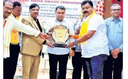 National Media Awa to Sanjeev Jena