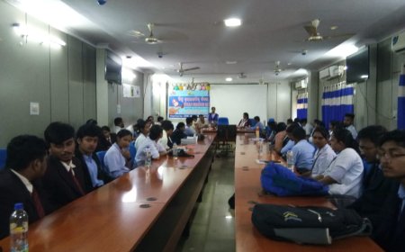In addition to World Diabetes and World AIDS Day, various competitions are being held!