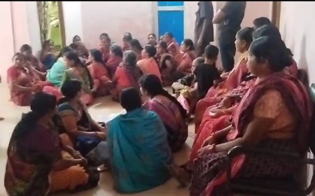 The women attacked the additional tasildar