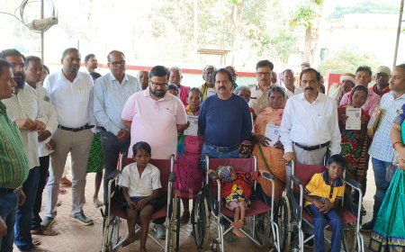 କୋଷାଗୁମୁଡା ଠାରେ ଜିଲ୍ଲାପାଳ ଓ ଆରକ୍ଷୀ ଅଧିକ୍ଷକଙ୍କ ଯୁଗ୍ମ ଅଧ୍ୟକ୍ଷତାରେ ଏକ ଜନଶୁଣାଣି ଶିବିର ଅନୁଷ୍ଠିତ !