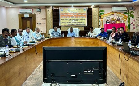 ଜିଲ୍ଲା ଦକ୍ଷତା ବିକାଶ ମିଶନ ଏବଂ ଜିଲ୍ଲା କୌଶଳ କମିଟି ବୈଠକ