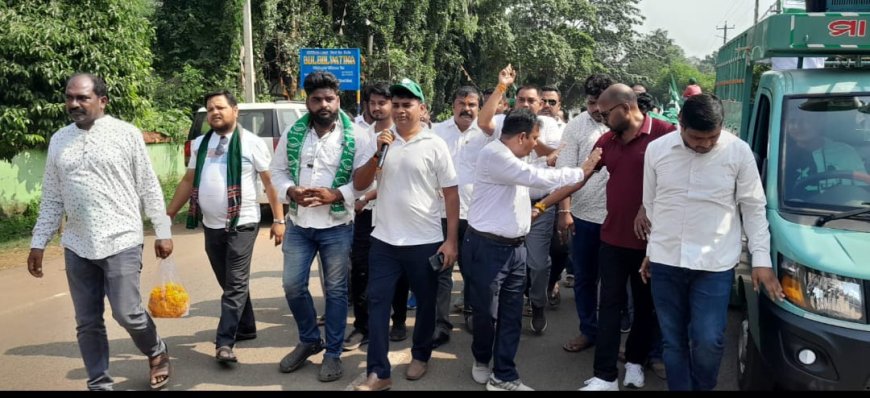 बजेडी की ओर से जनसंपर्क चलता है