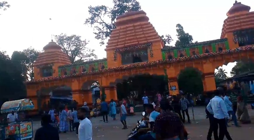 मां कीचकस्वारी के दर्शन के लिए 50 हजार से अधिक श्रद्धालु जुटे.