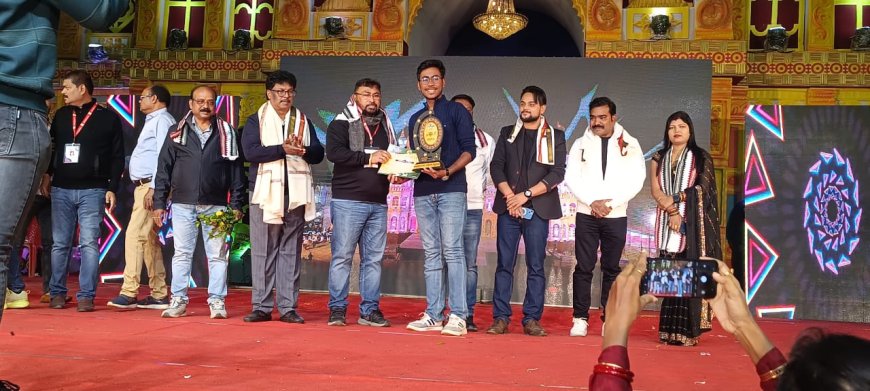 ଭଂଜପୁର ଜଗଦ୍ଧାତ୍ରୀମେଳାର ନବମ ସନ୍ଧ୍ୟାରେ ରଙ୍ଗାରଙ୍ଗ କାର୍ଯ୍ୟକ୍ରମ ଓ କୃତୀ ଛାତ୍ରଛାତ୍ରୀଙ୍କୁ ପୁରସ୍କାର ବିତରଣ