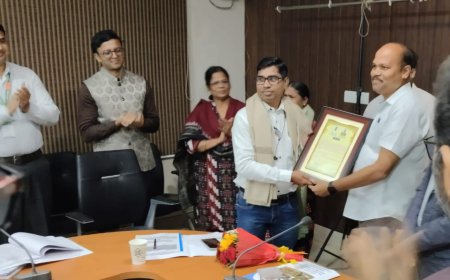 ଜିଲ୍ଲା ଉଦ୍ୟୋଗ ପରାମର୍ଶ କମିଟି ବୈଠକରେ ଜିଲ୍ଲାପାଳଙ୍କ ଦ୍ବାରା ସଫଳ ଉଦ୍ୟୋଗୀ ବଦନ ମେହେର ସମ୍ମାନୀତ