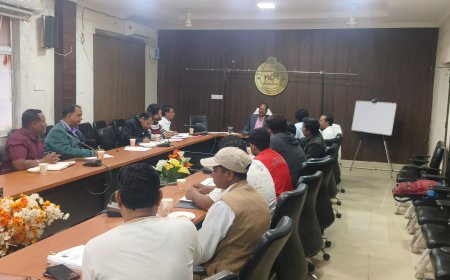 ଜିଲ୍ଲା ସ୍ତରୀୟ ଏକକ ୱିଣ୍ଡୋ କ୍ଲିୟରାନ୍ସ ଅଥରିଟି (ଡିଏଲଏସଡବ୍ଲୁସିଏ) ବୈଠକ ଜ଼ିଲ୍ଲାପାଳ, ନୁଆପଡାଙ୍କ ଅଧ୍ୟକ୍ଷତାରେ ଅନୁଷ୍ଠିତ