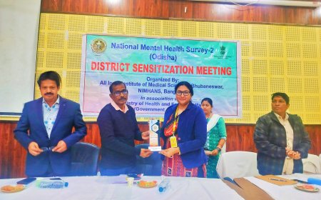 ମାନସିକ ସ୍ୱାସ୍ଥ୍ୟ ଗୁରୁତ୍ୱକୁ ନେଇ ଜିଲ୍ଲା ସ୍ତରୀୟ ସଚେତନତା ବୈଠକ:ମାନସିକ ସ୍ୱାସ୍ଥ୍ୟ ଉପରେ ନିର୍ଭରଶୀଳ ସାମଗ୍ରିକ ସ୍ୱାସ୍ଥ୍ୟ