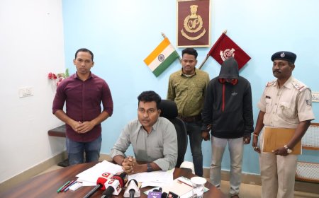 ବୋଡେ଼ନରେ ସାଇବର ଫ୍ରଡ଼ କରି ୧ ଲକ୍ଷ 83 ହଜାର ଟଙ୍କା ଲୁଟ ଘଟଣାରେ:ଝାଡଖଣ୍ଡରୁ ଜଣେ ଅଭିଯୁକ୍ତ ଗିରଫ କଲା ପୋଲିସ:ନୂଆପଡା ଏସପିଙ୍କ ସାମ୍ବାଦିକ ସମ୍ମିଳନୀ