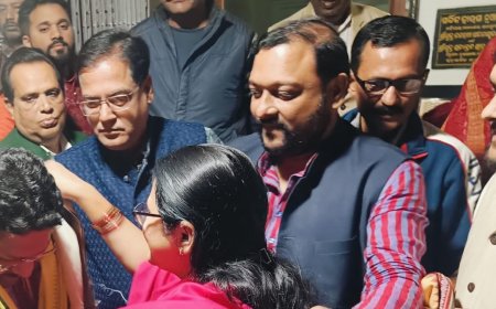 ଦୁଇଦିନିଆ ନୂଆପଡା ଜ଼ିଲ୍ଲା ଗସ୍ତରେ ମାନ୍ୟବର ସ୍ୱାସ୍ଥ୍ୟ ମନ୍ତ୍ରୀ ଡ଼. ମୁକେଶ ମହାଲିଙ୍ଗ