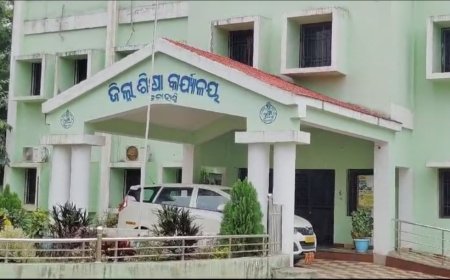 ପଣସ ଖାଇବେ ଶିକ୍ଷା ଅଧିକାରୀ:ଶିକ୍ଷକ ଓ ଶିକ୍ଷତ୍ରି ଙ୍କ ମୁଣ୍ଡରେ ଅଠା