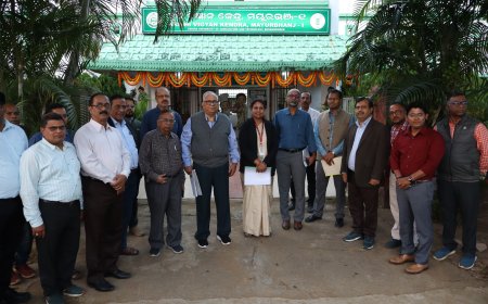 ଓମ୍ବାଡସି ଓଭରସାଇଟ ଅଥରିଟି ଜଷ୍ଟିସ ଅନଙ୍ଗ କୁମାର ପଟ୍ଟନାୟକଙ୍କ ମୟୂରଭଞ୍ଜ ଗସ୍ତ