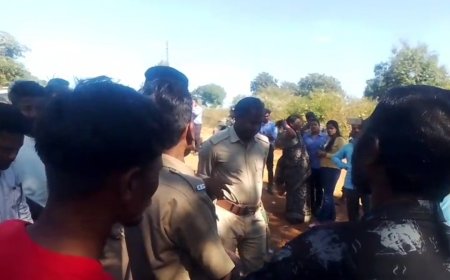 ବହୁ ବିଶେଷଜ୍ଞ ଚିକିତ୍ସା ଶିବିର କୁ ନେଇ ମୁଖ୍ୟ ରାସ୍ତା ଅବରୋଧ କଲେ