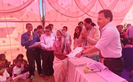 ସକଟା  ଗ୍ରାମକୁ  ପରିଦର୍ଶନ କଲେ ଜ଼ିଲ୍ଲା ପାଳ ଓ ନିତୀ ଆୟୋଗ
