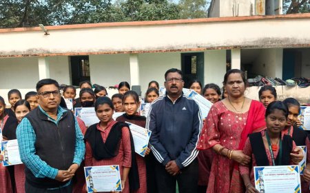 ବାଳିକା ମାନଙ୍କ ଆତ୍ମ ସୁରକ୍ଷା ତାଲିମ୍ ଶିବିର ଉଦଯାପିତ