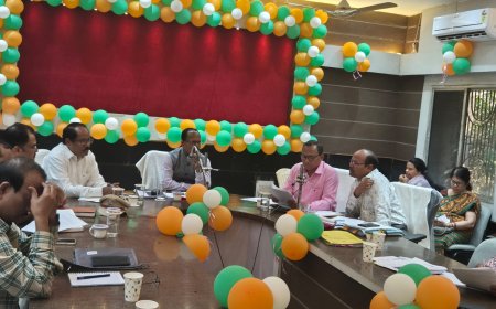 ନୂଆପଡ଼ାରେ ଜିଲ୍ଲା ଉନ୍ନୟନ ସମିତି ବୈଠକ ଅନୁଷ୍ଠିତ