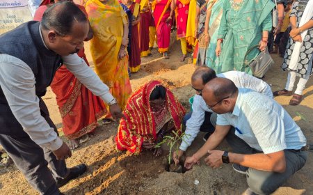 ନୂଆପଡ଼ା ଜିଲ୍ଲାରେ ଝିଅ ପାଇଁ ଗଛଟିଏ , ବେଟି ସୁରକ୍ଷା ଓ ପରିବେଶ ରକ୍ଷା ବାର୍ତ୍ତା ପ୍ରଚାର କରୁଛି