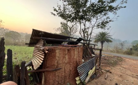 କାଳ ବୈଶାଖୀର କରାଳ ରୂପ : ପ୍ରବଳ ବର୍ଷା ଓ ପବନରେ ଘରର ଛପର ଉଡ଼ିଗଲା