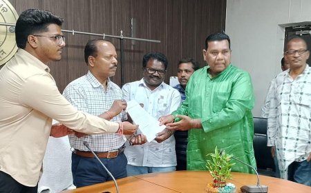 ଦଳିତ ଆଦିବାସୀଙ୍କ ଉପରେ ହେଉଥିବା ଅତ୍ୟାଚାର ବିରୋଧ ରେ     ଗଣ୍ଡା ସମାଜ ପକ୍ଷରୁ ରାଷ୍ଟ୍ରପତିଙ୍କ ଉଦ୍ଦେଶ୍ୟରେ ଦାବିପତ୍ର ପ୍ରଦାନ