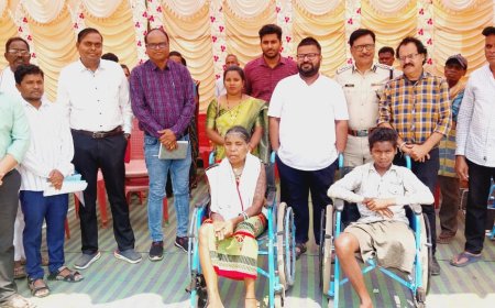 ଡ଼ାବୁଗାଁ ଠାରେ ଜିଲ୍ଲାପାଳ ଏବଂ ଆରକ୍ଷୀ ଅଧିକ୍ଷକଙ୍କ ଯୁଗ୍ମ ଅଧ୍ୟକ୍ଷତାରେ ଏକ ଜନଶୁଣାଣି ଶିବିର ଅନୁଷ୍ଠିତ