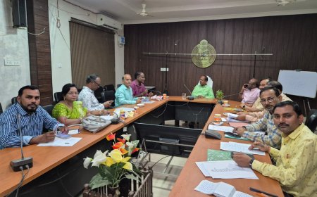 ମାରାଗୁଡ଼ା ଲୋକ ମହୋତ୍ସବ ଉପଲକ୍ଷେ ପ୍ରକାଶିତ ହେବାକୁ ଥିବା "ନୂଆପଡା ଦର୍ପଣ"  ସ୍ମରଣିକା କମିଟିର ବୈଠକ ଅନୁଷ୍ଠିତ