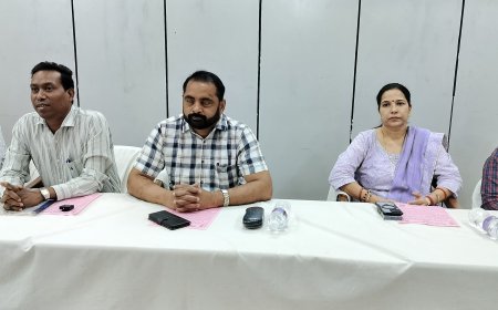 ଜିଲ୍ଲା ସ୍ତରୀୟ ନିଯୁକ୍ତି ମେଳା ସକାଶେ ସାମ୍ବାଦିକ ସମ୍ମିଳନୀ