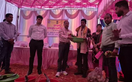 କୋମନା ବ୍ଲକ୍ ରେ ଜିଲ୍ଲା ସ୍ତରୀୟ ଯୁଗ୍ମ ଅଭିଯୋଗ ଶୁଣାଣି ଶିବିର ଅନୁଷ୍ଠିତ