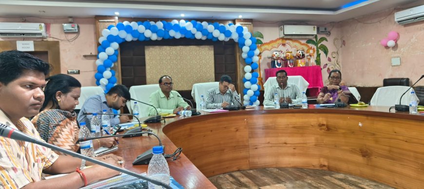 ନବରଙ୍ଗପୁର ଠାରେ ଜିଲ୍ଲା ଦକ୍ଷତା ବିକାଶ ମିଶନ ଏବଂ ଜିଲ୍ଲା ଦକ୍ଷତା କମିଟି ବୈଠକ