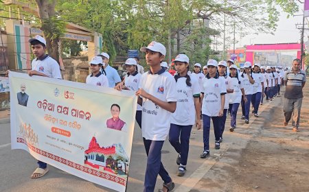 ନବରଙ୍ଗପୁର ଠାରେ ଓଡ଼ିଆ ପକ୍ଷ ପାଳନ ଅବସରରେ  ଐତିହ୍ୟ ଗଣ ଦୌଡ଼