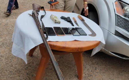 ପୁଲିସ ଜାଲରେ ୫ଜଣିଆ ଡକାୟତ ଗ୍ୟାଙ୍ଗ୍: ଲୁଟି ନେଇଥିବା ଲକ୍ଷେ ଟଙ୍କା ସହ ଦାମିକା କାର୍ ଓ ଅସ୍ତ୍ରଶସ୍ତ୍ର ଜବତ