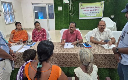 ଅଭିଯୋଗ ଉପରେ ଅତିଶିଘ୍ର ସମାଧାନ କରିବାକୁ ବିଭାଗୀୟ ଅଧିକାରୀ ମାନଙ୍କୁ  ଜିଲ୍ଲାପାଳଙ୍କ ନିର୍ଦ୍ଦେଶ