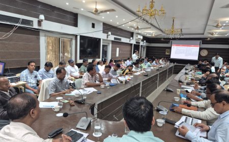 ନୂଆପଡ଼ାରେ ଜିଲ୍ଲା ଉନ୍ନୟନ ସମିତି ଓ ଗ୍ରାମୋଦୟ ବୈଠକ ଅନୁଷ୍ଠିତ l ଜିଲ୍ଲାକୁ ଏକ ଟୁରିଷ୍ଟ ହବ୍ ରେ ପରିଣତ କରାଯିବ- ଜିଲ୍ଲାପାଳ