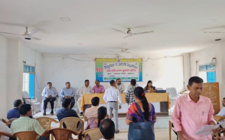 ରାଇଘର ଠାରେ ଅତିରିକ୍ତ ଜିଲ୍ଲାପାଳ ଏବଂ ଆରକ୍ଷୀ ଅଧିକ୍ଷକଙ୍କ ଯୁଗ୍ମ ଅଧ୍ୟକ୍ଷତାରେ ଏକ ଜନଶୁଣାଣି ଶିବିର ଅନୁଷ୍ଠିତ