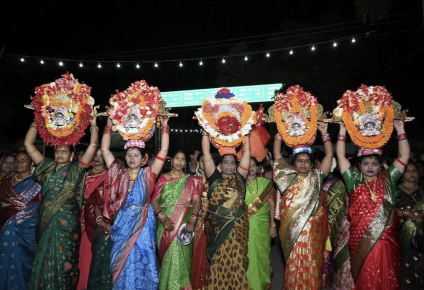 ଅଷ୍ଟମ ଦିନରେ ମା’ ପାଟ୍ଟଖଣ୍ଡା ଠାକୁରାଣୀ ଯାତ୍ରା: ଢୋଲ, ବାଜା ବାଜଣା ନୃତ୍ୟ ଗୀତ ରେ କମ୍ପିଲା ଖଜୁରୀନାଳ
