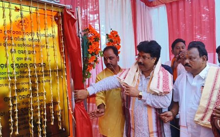 ମାନ୍ୟବର ଗୃହ ନିର୍ମାଣ ଓ ନଗର ଉନ୍ନୟନ ମନ୍ତ୍ରୀଙ୍କ ଦ୍ୱାରା ୮ଗୋଟି ପ୍ରକଳ୍ପର ଶିଳାନ୍ୟାସ