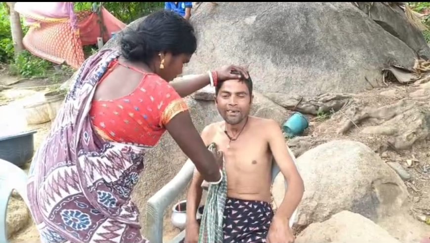 କାଶୀନାଥ ଙ୍କ ଚିକିତ୍ସା ପାଇଁ ଅର୍ଥ ସାଜିଛି ବାଧକ ଦୀର୍ଘ ୮ ବର୍ଷ ଧରି ଅଜଣା ରୋଗ ରେ ହୋଇଛନ୍ତି ଆକ୍ରାନ୍ତ