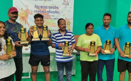 ନୂଆପଡ଼ା ରେ ଜିଲ୍ଲା ସ୍ତରୀୟ ପ୍ରଶାସନିକ ବେଡମିଣ୍ଟନ ପ୍ରତିଯୋଗିତା