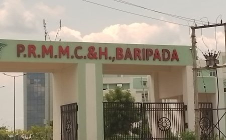 ଆଜି ପଣ୍ଡିତରଘୁନାଥ ମୁର୍ମୁ ମେଡିକାଲ କଲେଜ ଓ ହସପିଟାଲରେ ଏକ ମେଘା ରକ୍ତଦାନ ଶିବିର ଅନୁଷ୍ଠିତ