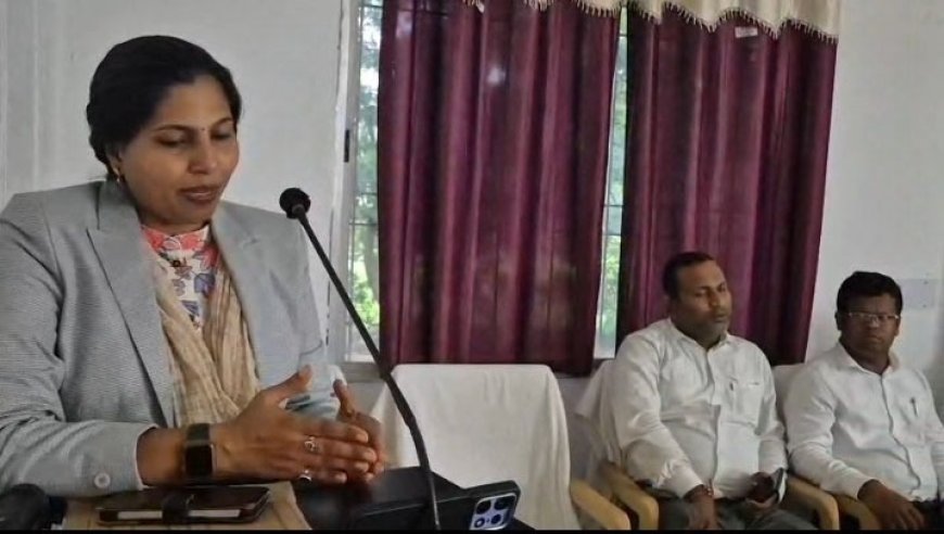 ନୂଆପଡ଼ା ରେ ‘ଦେଶ ପାଇଁ ମଧ୍ୟସ୍ଥତା' ୯୦ ଦିନିଆ କାର୍ଯ୍ୟକ୍ରମ ପାଇଁ ପ୍ରସ୍ତୁତି ବୈଠକ ଅନୁଷ୍ଠିତ