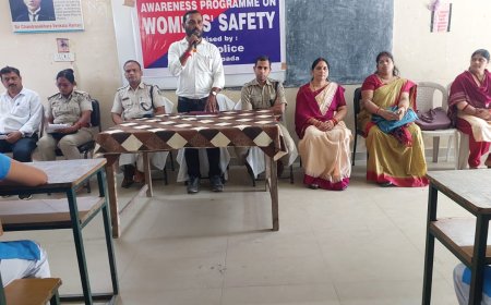 ସରକାରୀ ବାଳିକା ଉଚ୍ଚ ବିଦ୍ୟାଳୟରେ ନାରୀ ସୁରକ୍ଷା ସଚେତନତା କାର୍ଯ୍ୟକ୍ରମ ଆୟୋଜିତ