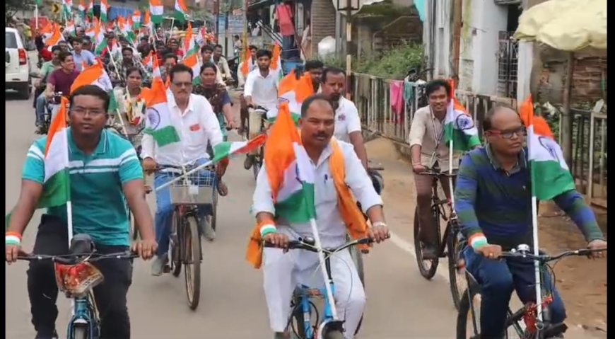 ନବରଙ୍ଗପୁର ଠାରେ ହର୍ ଘର୍ ତ୍ରିରଙ୍ଗା ଶୋଭାଯାତ୍ରା