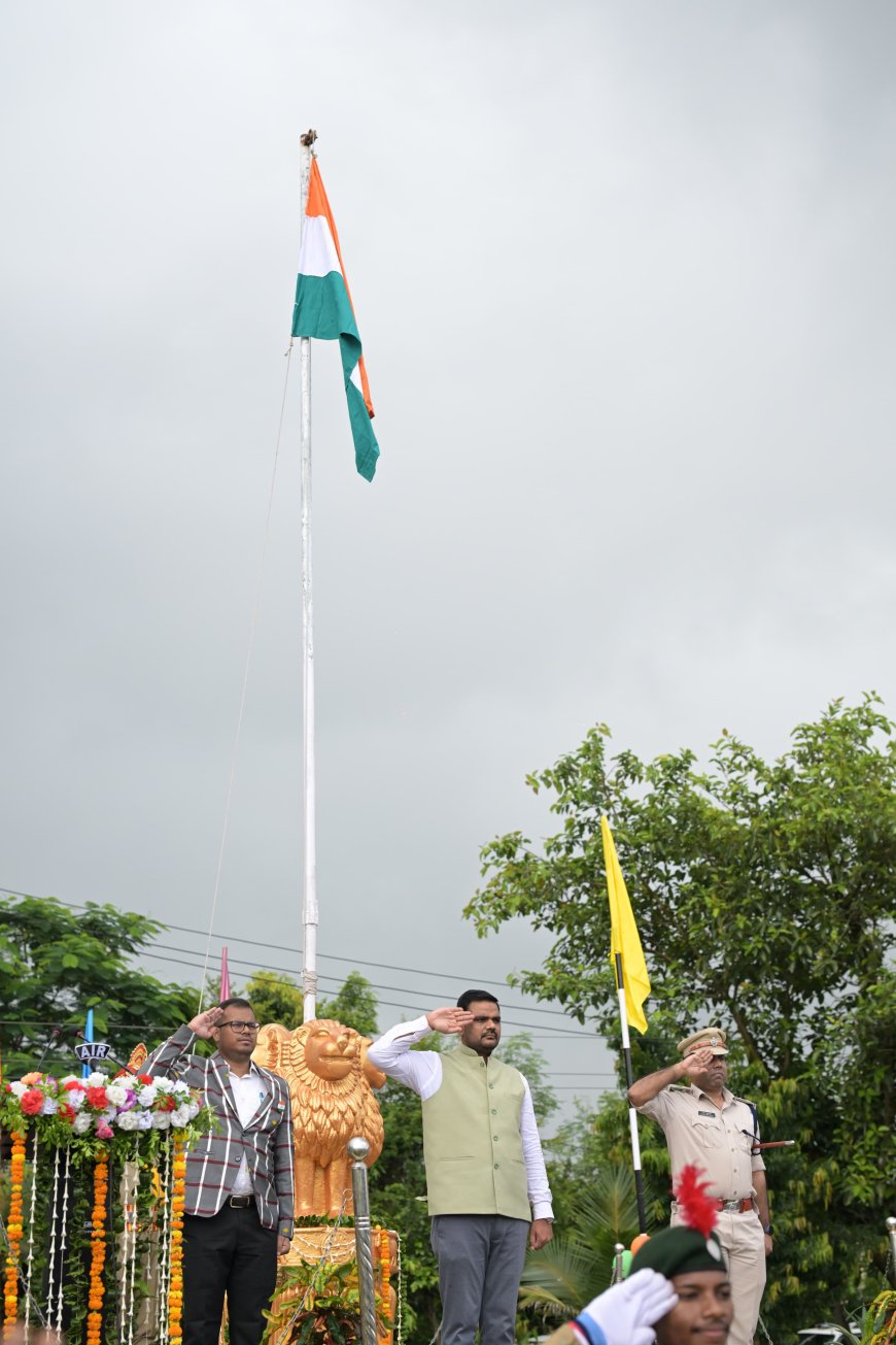 ବାରିପଦା ଠାରେ ପାଳିତ ହେଲା ଜିଲ୍ଲା ସ୍ତରୀୟ ୭୯ତମ  ସ୍ୱାଧୀନତା ଦିବସ-୨୦୨୫