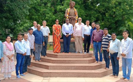 ମହାରାଜା ଶ୍ରୀରାମଚନ୍ଦ୍ର ଭଞ୍ଜଦେଓ ବିଶ୍ୱବିଦ୍ୟାଳୟରେ କୁଳପତି ପ୍ରଫେସର ପ୍ରମୋଦ କୁମାର ଶତପଥିଙ୍କ କାର୍ଯ୍ୟରେ ଯୋଗଦାନ