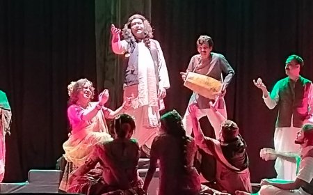 ଜାତୀୟ ନାଟ୍ୟ ମହୋତ୍ସବର ୪ର୍ଥ ସନ୍ଧ୍ୟାରେ ଦର୍ଶକଙ୍କ ମନମୋହିଲା କୋଲକାତାର ନାଟକ "ମାୟା ମୃଦଙ୍ଗ"