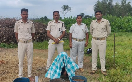 ୧୫ ଲିଟର ଚୋରା ଦେଶୀ ହାତ ରନ୍ଧା ମଦ ଜବତ