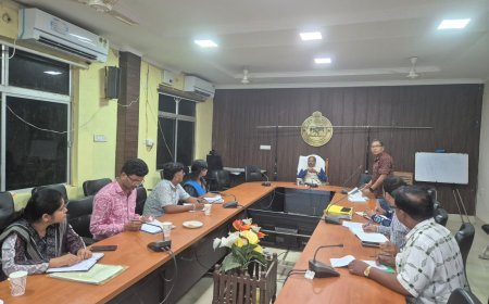 ନୂଆପଡ଼ା ଜିଲ୍ଲାପାଳଙ୍କ କୃଷି ସମ୍ବନ୍ଧୀୟ ସମୀକ୍ଷା ବୈଠକ:ନୂଆଁଖାଇ ଧାନ"ଷାଠିଆର ବିକାଶ ଓ ଉତ୍ପାଦନ ବୃଦ୍ଧି ହେବ:ଜିଲ୍ଲାପାଳ