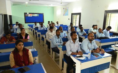 କଳାହାଣ୍ଡି ଜିଲ୍ଲା ଶିକ୍ଷା ବିଭାଗ ଓ ଓଡିଶା ରାଇଜିଂ ଫାଉଣ୍ଡେସନ ଭୁବନେଶ୍ୱର ମଧ୍ୟରେ ପ୍ରଶିକ୍ଷଣ ଷ୍ଟେମ୍ କର୍ମଶାଳା