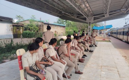 ଓଡ଼ିଶାରେ କୁଡୁମି ସେନା ପକ୍ଷରୁ ଏସ ଟି ମାନ୍ୟତା ଦାବିରେ ମୟୂରଭଞ୍ଜ ଜିଲ୍ଲାରେ ରାସ୍ତାରୋକ ଓ ଭଞ୍ଜ ପୁର ଠାରେ ରେଳରୋକ