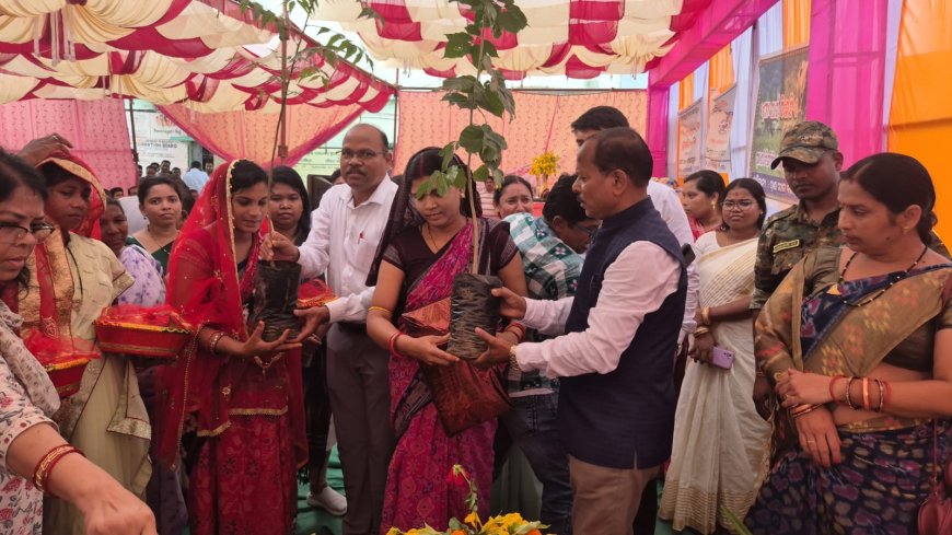 ନୂଆପଡା ଜିଲ୍ଲା ଚଟିଆଗୁଡା ଗ୍ରାମ ପଞ୍ଚାୟତରେ ପ୍ରବାସୀ ଶ୍ରମିକ ସଚେତନତା ଶିବିର ଅନୁଷ୍ଠିତ