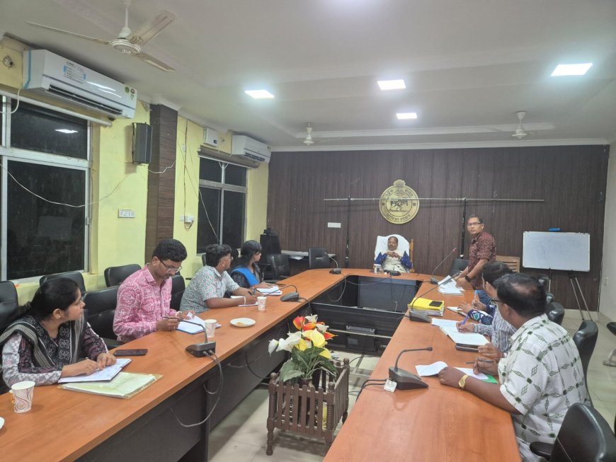 ନୂଆପଡ଼ା ଜିଲ୍ଲାପାଳଙ୍କ କୃଷି ସମ୍ବନ୍ଧୀୟ ସମୀକ୍ଷା ବୈଠକ:ନୂଆଁଖାଇ ଧାନ"ଷାଠିଆର ବିକାଶ ଓ ଉତ୍ପାଦନ ବୃଦ୍ଧି ହେବ:ଜିଲ୍ଲାପାଳ